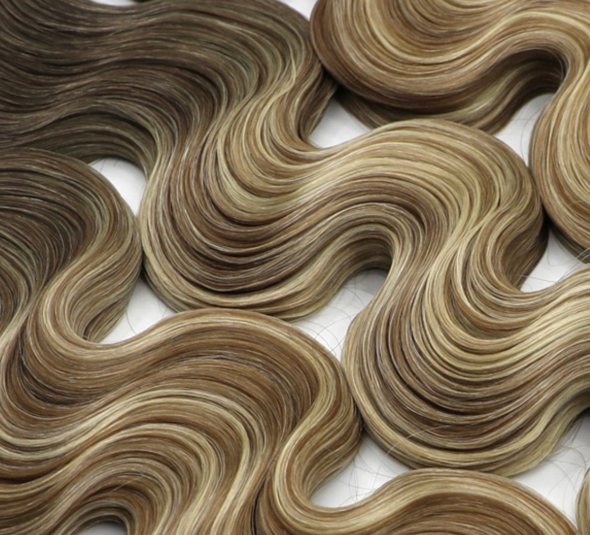 Blonde South Wavy Keratin Tips